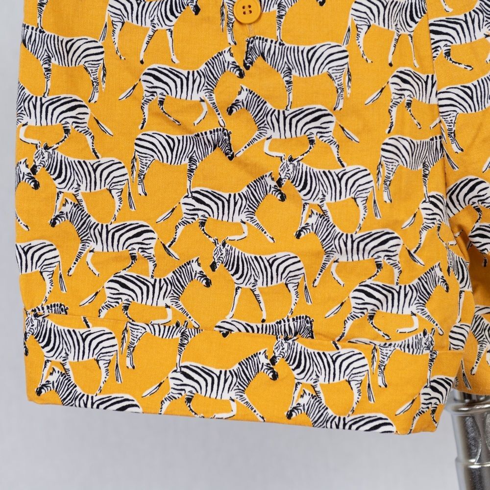 New York Company zebra prints short size 8 - Picture 7 of 7